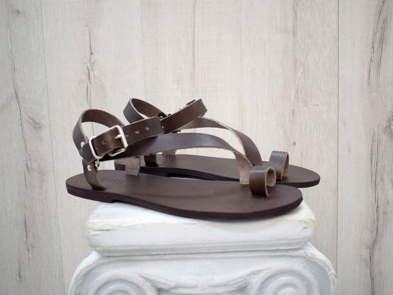 Men's Sandals with straps for your summer outfit